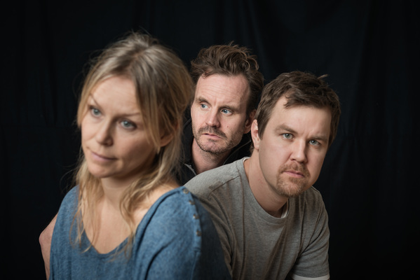 Profile image for 76. Skuggsyskon - en gripande pjäs av Östra Teatern