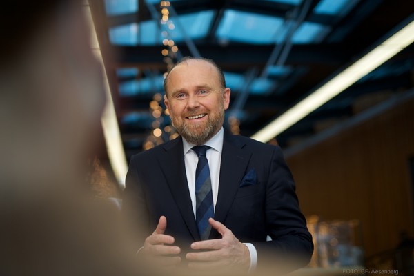 Profile image for Henrik Badin