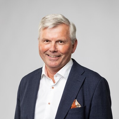 Profile image for Kenneth Walland