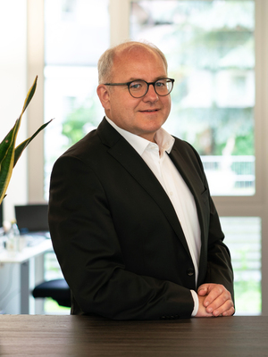 Profile image for Bernhard Oberschmidt