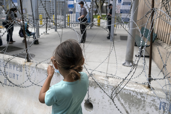 Profile image for 21. Hur bör FN:s globala ramverk användas för att säkerställa migrantarbetares rättigheter?