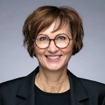 Profilbild für Bettina Stark-Watzinger