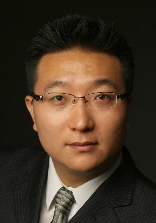 Profilbild für Dipl.- Ing.  Alexander Yu Li