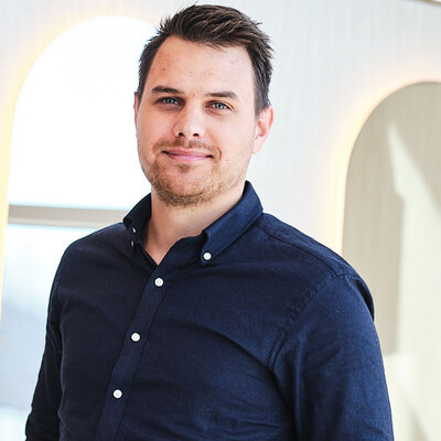 Profile image for Simon Blad