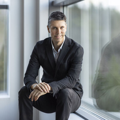 Profilbild för Prefabricerade solcellstak revolutionerar byggbranschen 