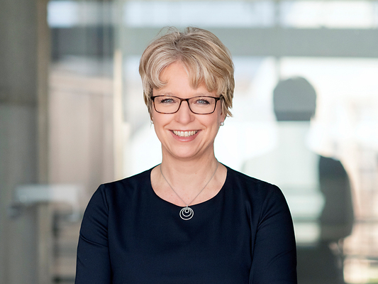 Profilbild für Dr.  Astrid Petersen