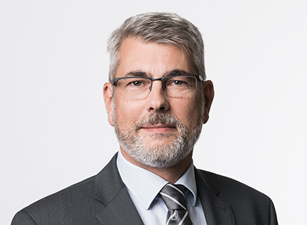 Profile image for Dr. Peer Nils Schröder