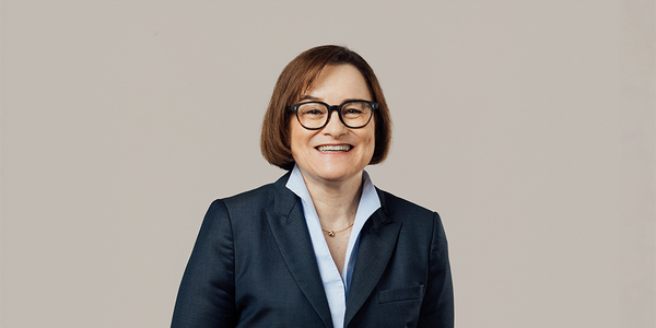 Profile image for Susanne Klaußner MRICS