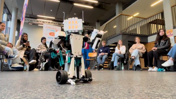 Profilbild für Vorankündigung: Lass die Roboter tanzen! - Termin folgt