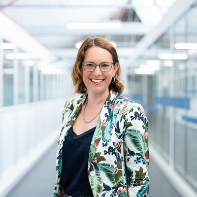 Profile image for Expert Talk 1.2 - (GER) | Powering the Future – Intelligent Production & Automation Solution by Combining System and Process Know-How in Battery Manufacturing