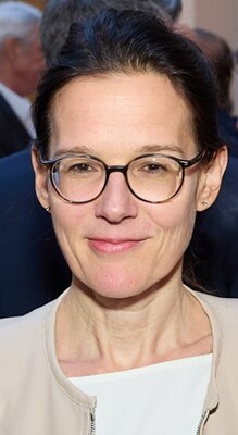 Profile image for Bettina Schragl