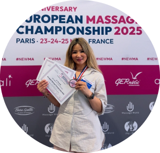 Profilbild för Bella Bayar - "Manuell massageteknik för ansiktslyft"