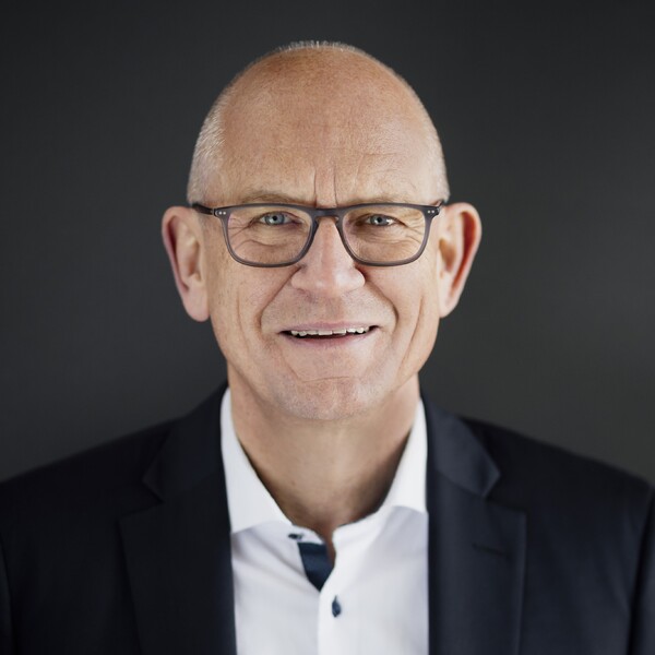 Profilbild für Dr. Dirk Stenkamp