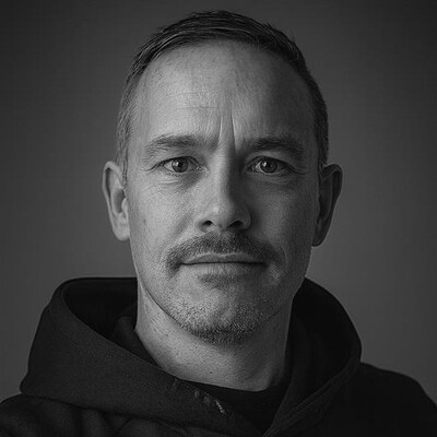 Profilbild för Stadium - Jonas Elmqvist: Svarta svanar och stearinljus - strategier för en snabbföränderlig värld