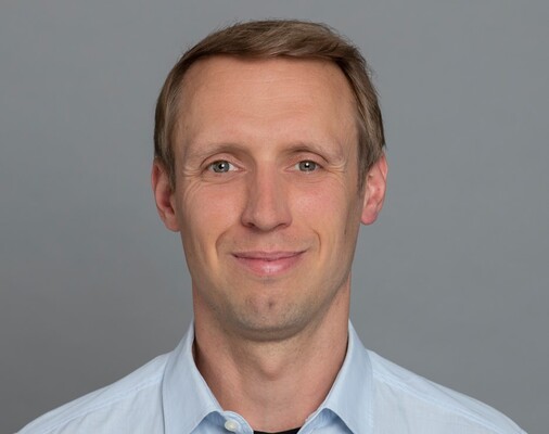 Profile image for Julian Kahl