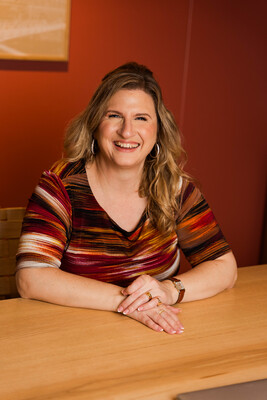 Profile image for Evelyn Hamilton