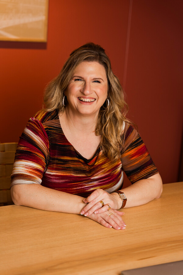 Profile image for Evelyn Hamilton