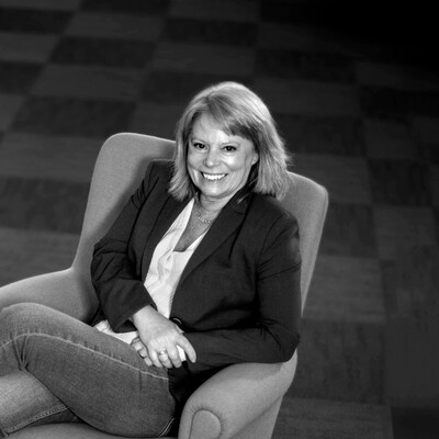 Profile image for Att våga prata om döden – träna med hjälp av en avatar