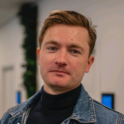 Profilbild för AI Telephone: How well LLMs can solve our interoperability challenges?