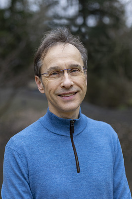 Profilbild för Identifying measurement biases is foundational to person-centred practice in diverse populations: Insights from the measurement of emotional wellbeing [PCC047]