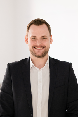 Profile image for Felix Theuerzeit