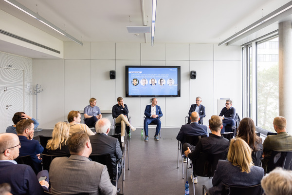 Profilbild für Vertiefungssession „Physical AI trifft Industrial Metaverse: Industrie neu denken“