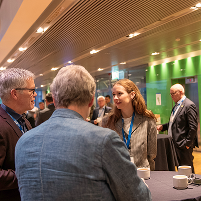 Profilbild för Fikapaus – en hållplats för reflektion och nätverkande