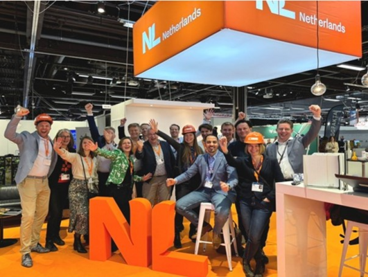 Profilbild för Happy Hour i Nederländernas paviljong