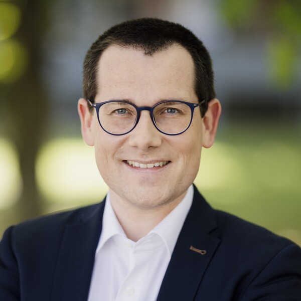 Profilbild für Dr. Patrick Gilroy