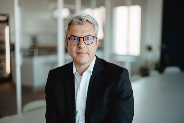 Profile image for Burkhard Sawazki