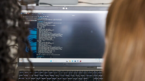 Profilbild für Coding bei Light&Schools