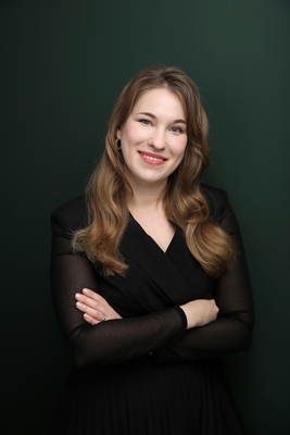 Profile image for Nicole Manger