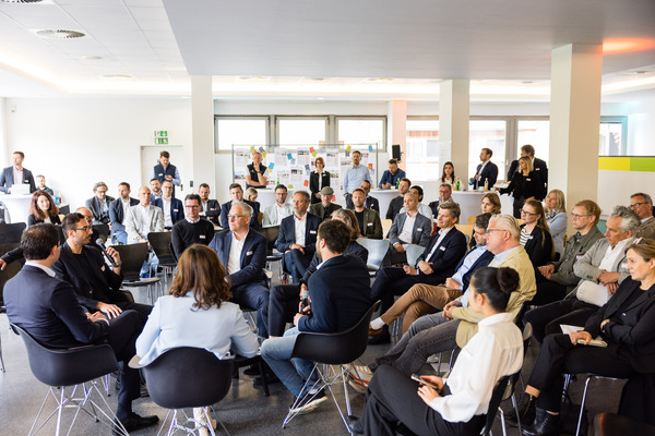 Profilbild für Fishbowl Diskussion | „Resilient City. Die Cloud ist unsichtbar. Ihr Einfluss nicht.”