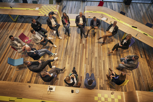 Profilbild für Roundtable | Real Estate meets Industry: Neue globale Markt- & Projektchancen durch Zusammenarbeit