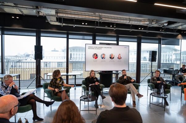 Profilbild für Paneldisskusion: "Connected mobility - Die neue Generation"