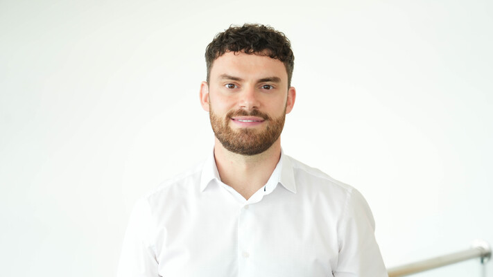 Profile image for Elliot Wellbelove