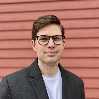 Profilbild för Erik Jensen: Att driva global IT från Norrland - Hur vi bygger IT för en verksamhet utan gränser